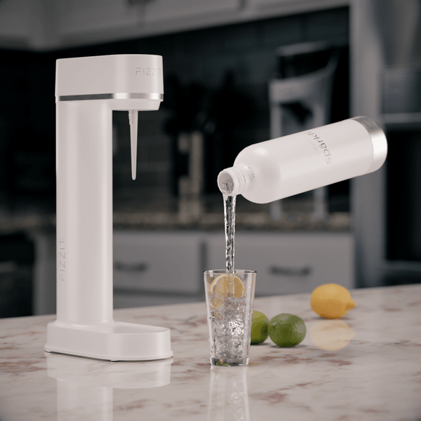 FIZZIT Hydration Set – Soda Maker + 1 CO₂ + 3 Bottles