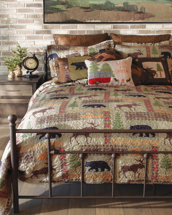 Wildlife Lake Quilt Set - Gifts for You 'n Me