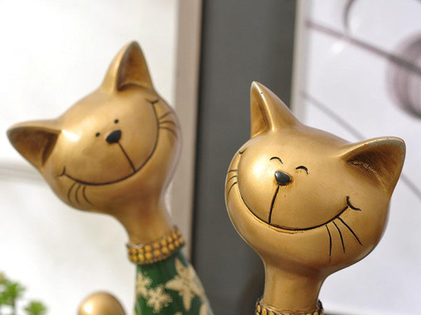 Pair of Happy Cats Sculpture - Red & Green