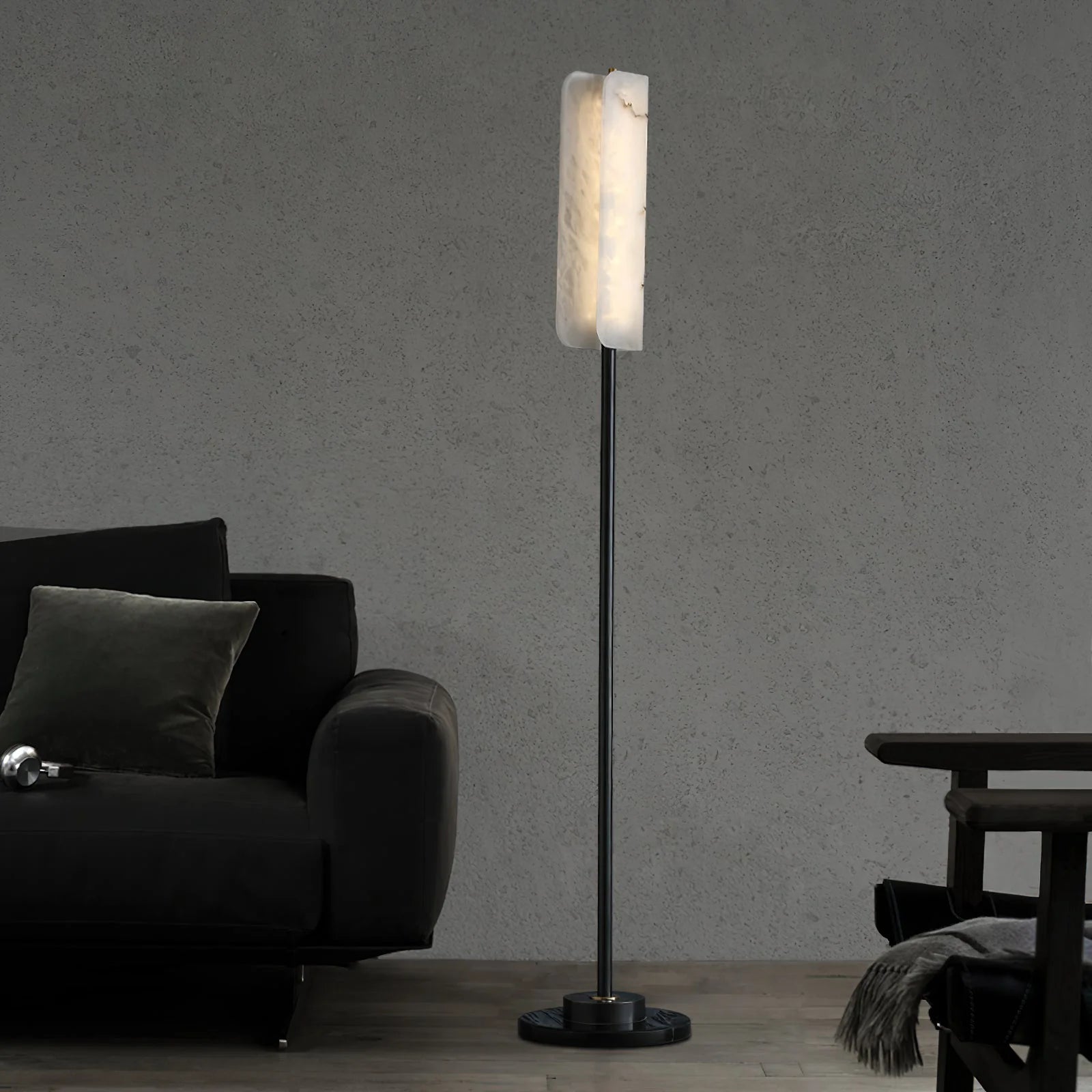 Alabaster Years Black Floor Lamp