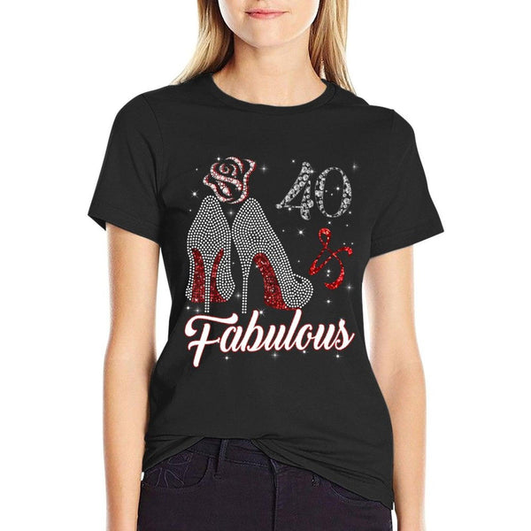 40 And & Fabulous 1981 40Th Birthday Gift For Womens  Cotton T-Shirt