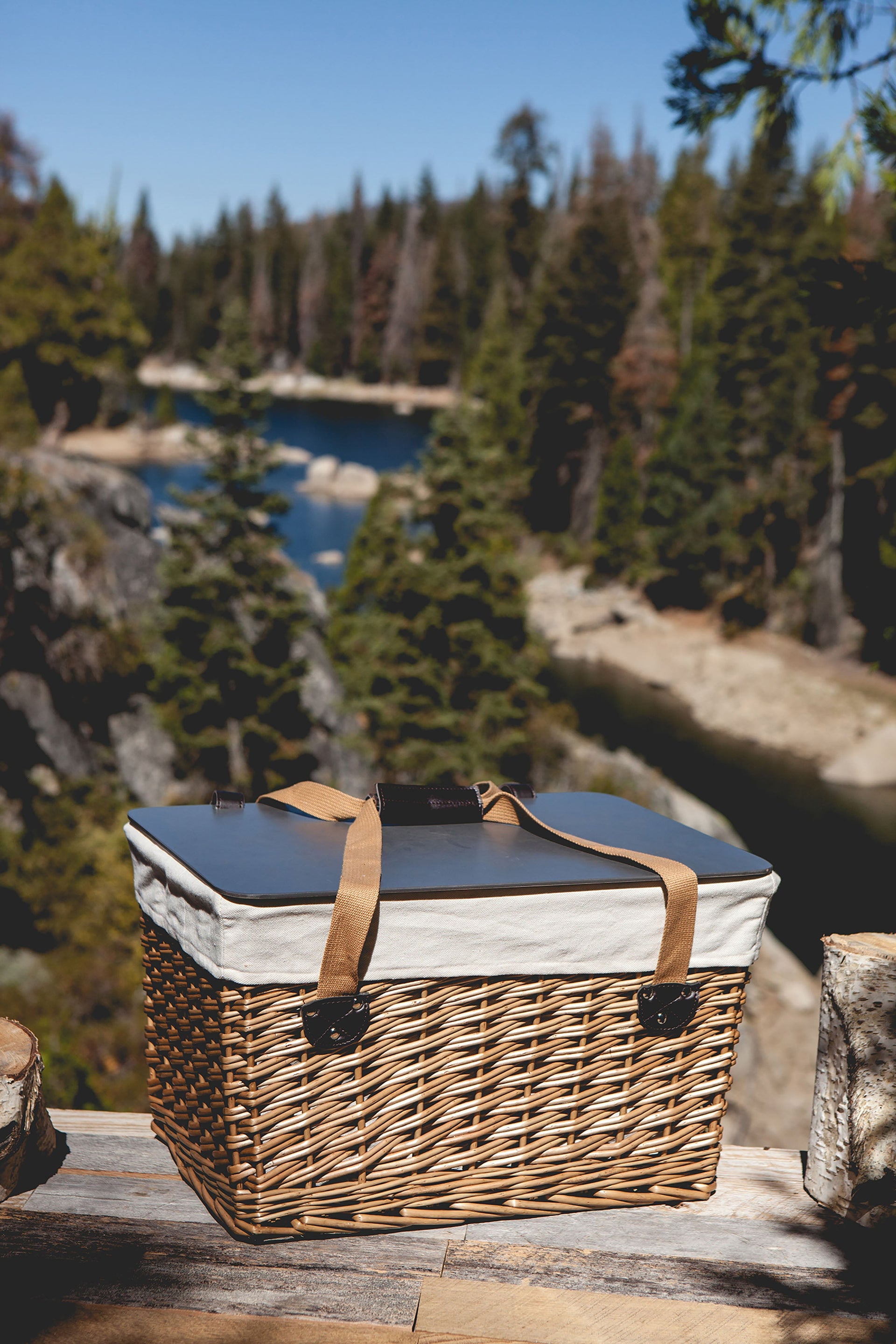 Canasta Grande Wicker Basket