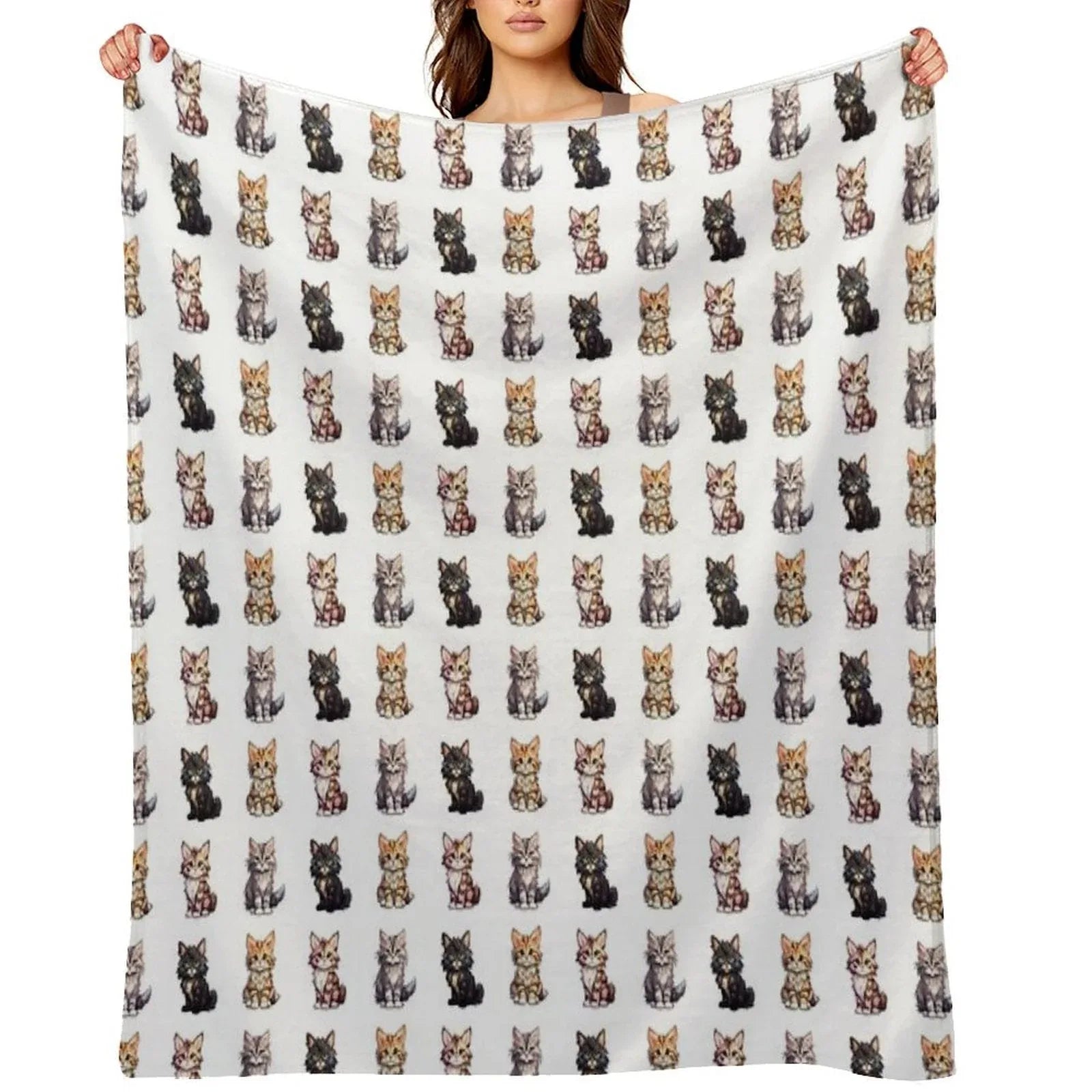 Cute Maine Coon Cats Throw Blanket