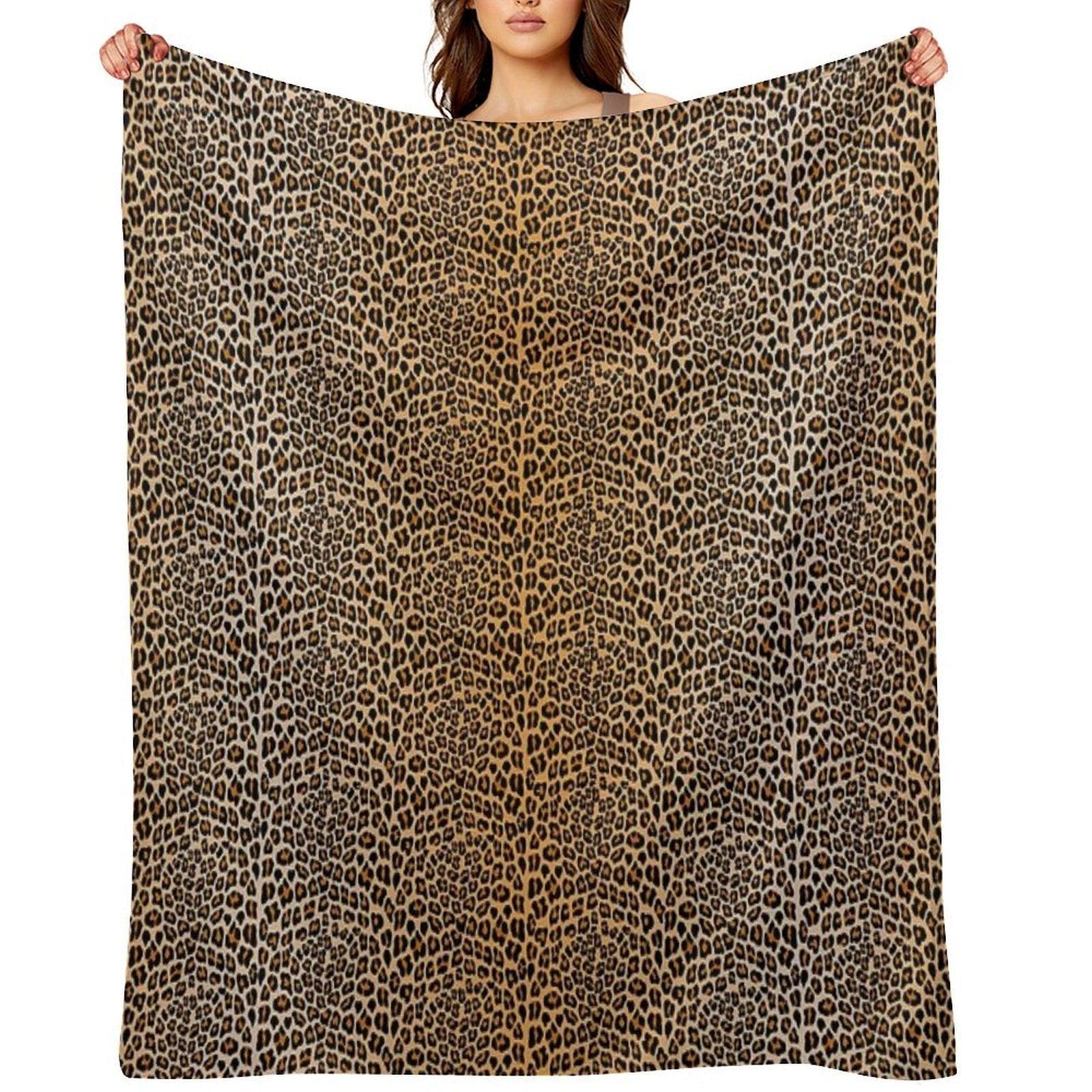 Trendy Leopard Print Aesthetic – Wild Animal Pattern Design Throw Blanket