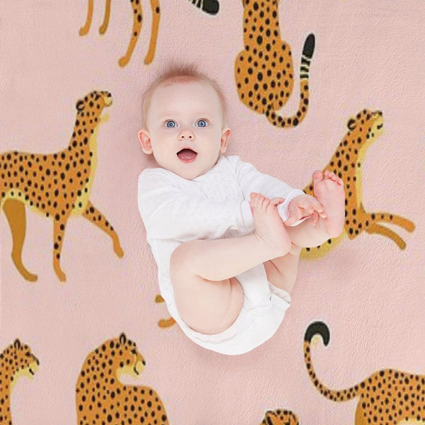 Pink Cheetah Pattern Wrinkle-free Throw Blanket