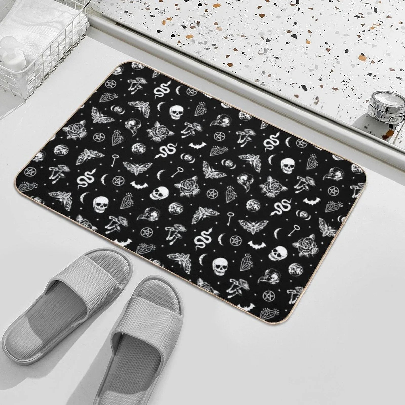 Witchcraft B&W  Repositionable Bath Mat