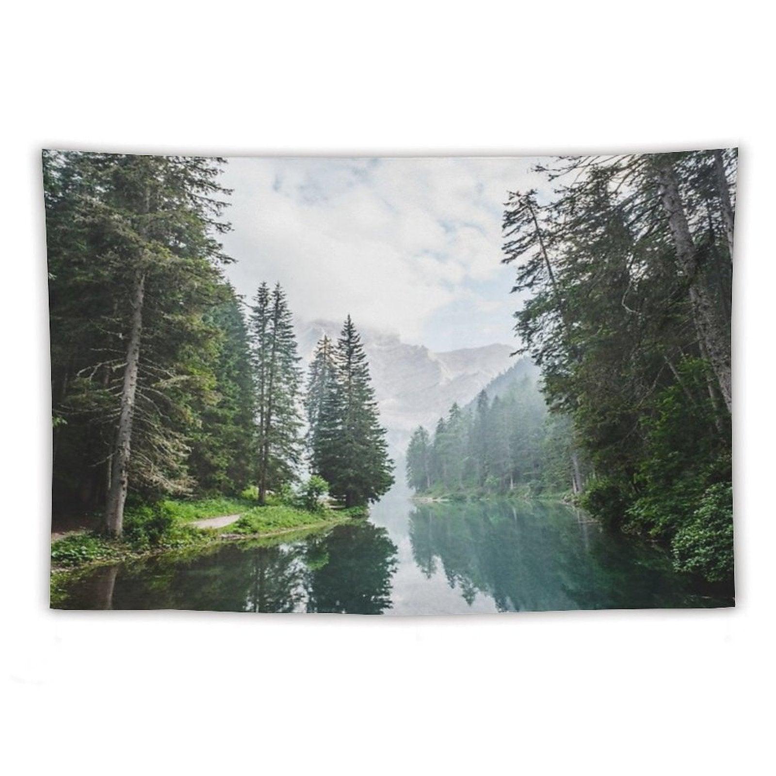 Live The Adventure - Lago Di Braies X Tapestry
