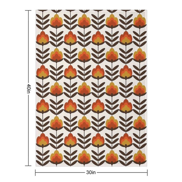 Boogie - Retro Florals Minimal Trendy 70s Style Throwback Flower Pattern Throw Blanket