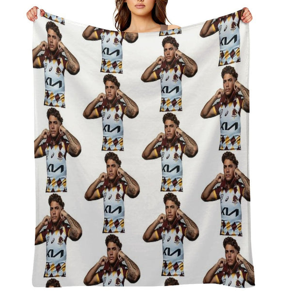 Reece Walsh Broncos Hot Photo Jersey Lightweight Throw Blanket