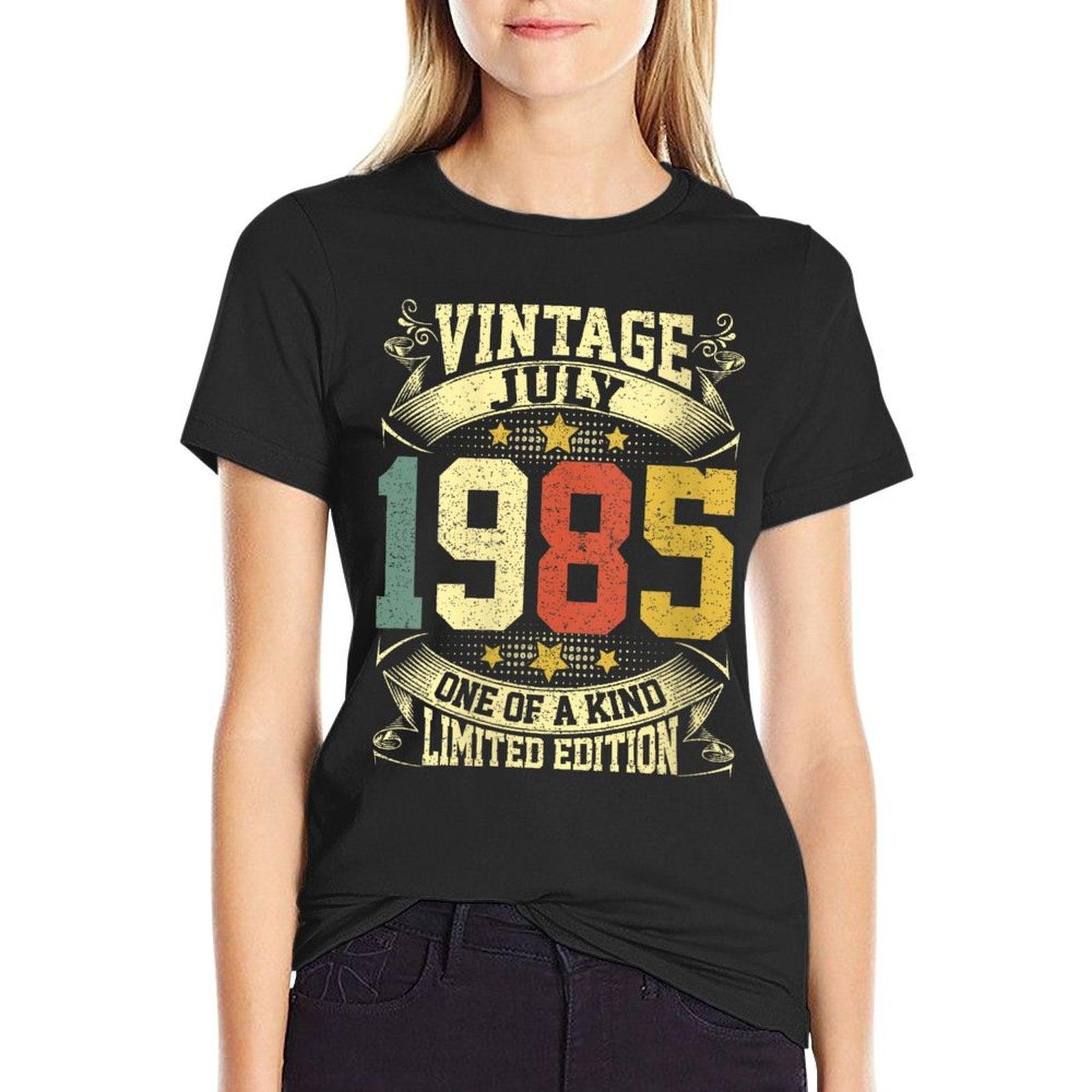 Womens 40 Years Old Gifts Vintage Made In July 1985 40th Birthday  Versatile T-Shirt