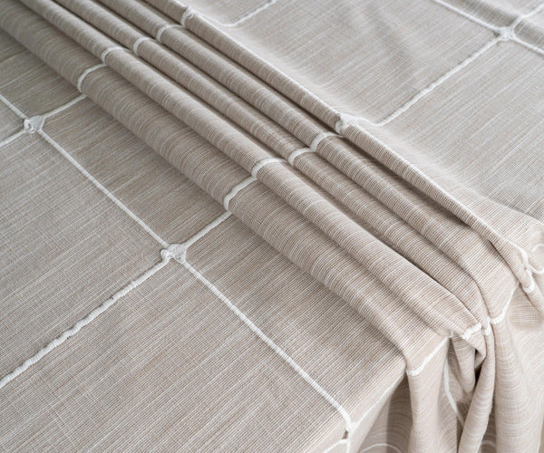 Beige Plaid Tablecloth With Tassel