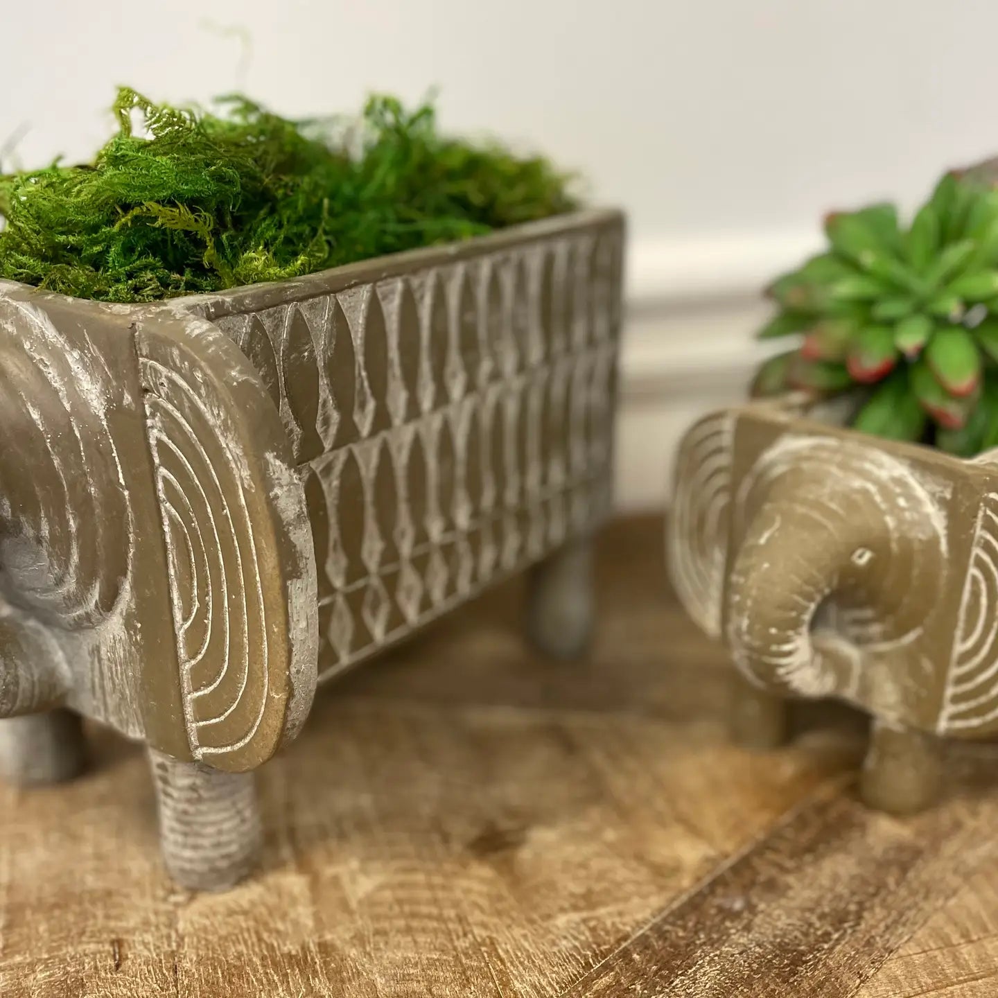 RESIN ELEPHANT PLANTER