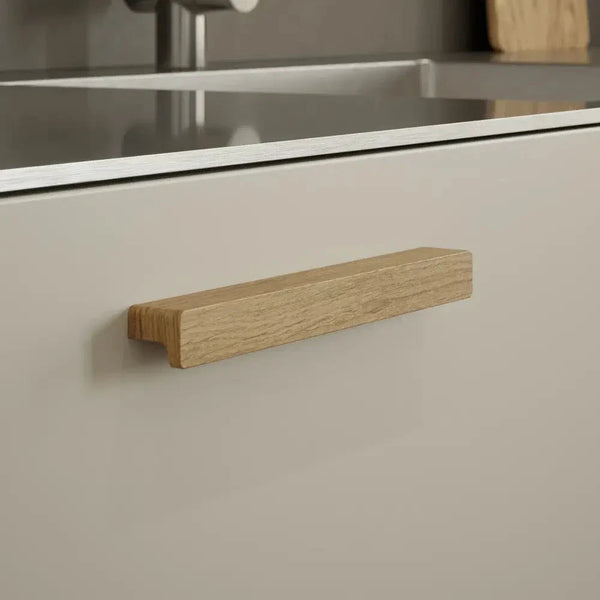 Lacquered Oak Wood 