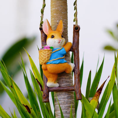Outdoor Garden Decoration with Cute Squirrel Planters