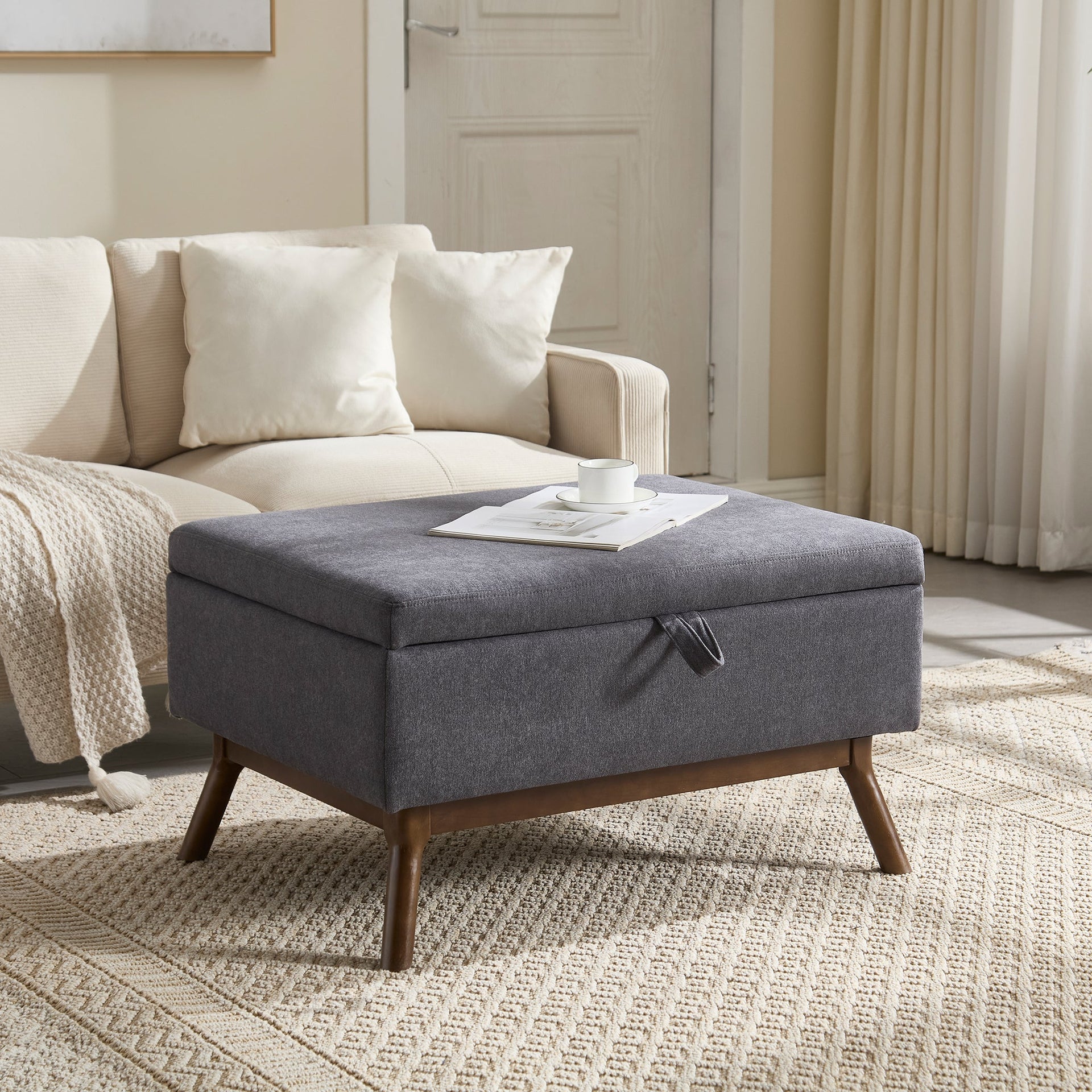 Mid-century modern square coffee table storage bench, assembled, suitable for living room, entryway and family room, used as a coffee table, stirrups, shoe bench