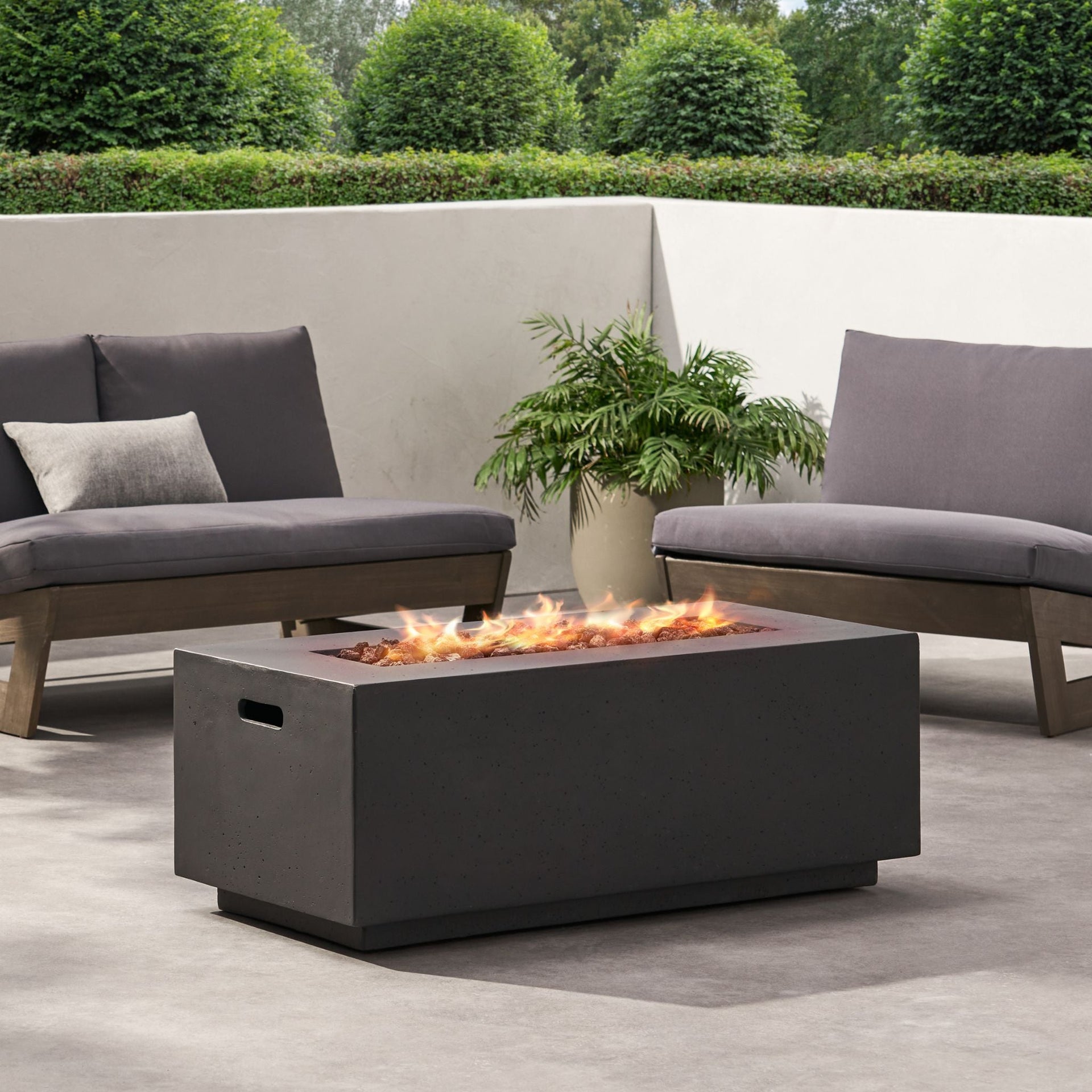 Premium Outdoor Contemporary 40K BTU Rectangular Propane Gas Fire Pit Table (SAK96153)