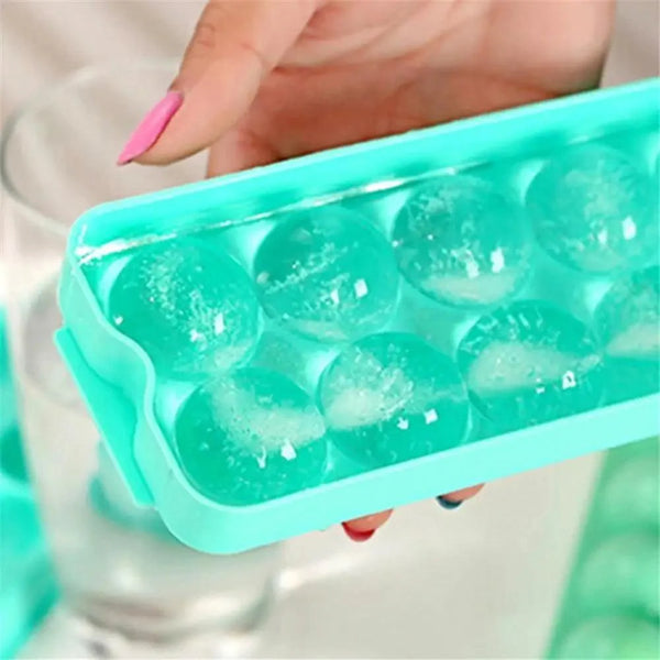 Amazing Plastic Molds Ice Tray 14 Grid 3D Round Ice Molds Home Bar Party Use Round Ball Ice Cube Makers Kitchen Ice Cream Moulds
