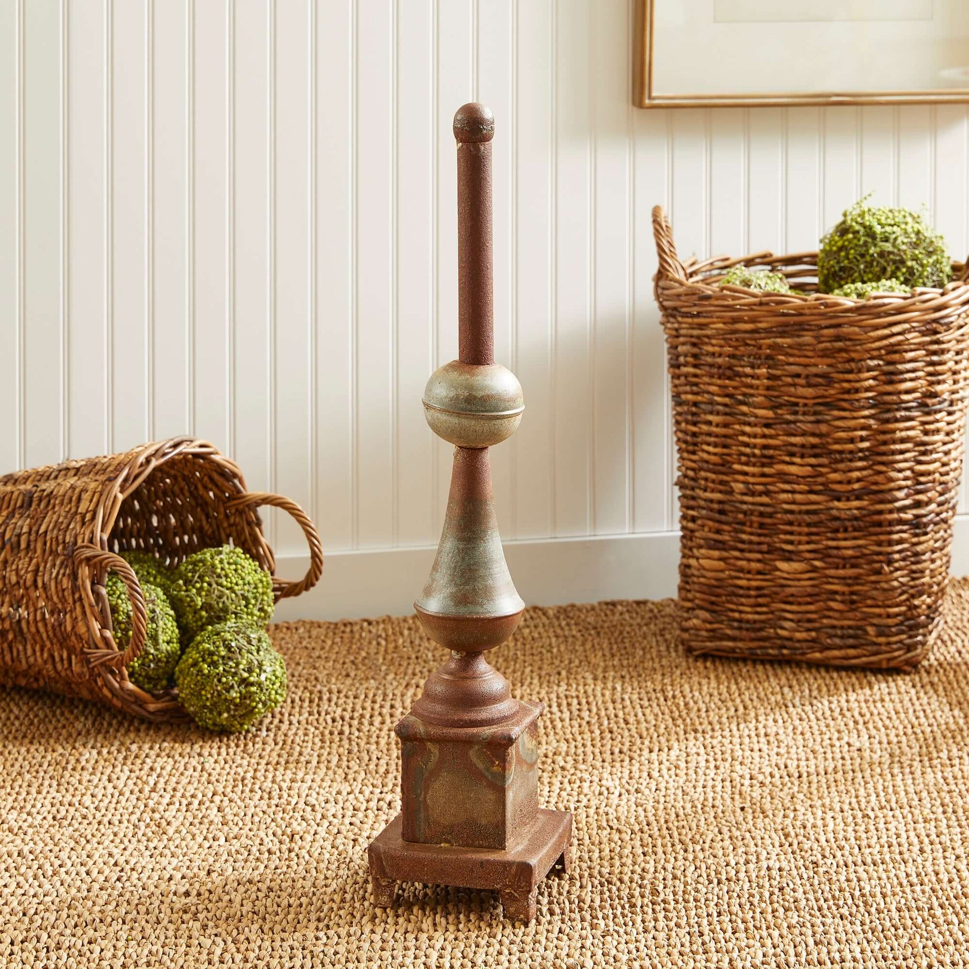 Antique-Style Rusted Metal Finial Decor