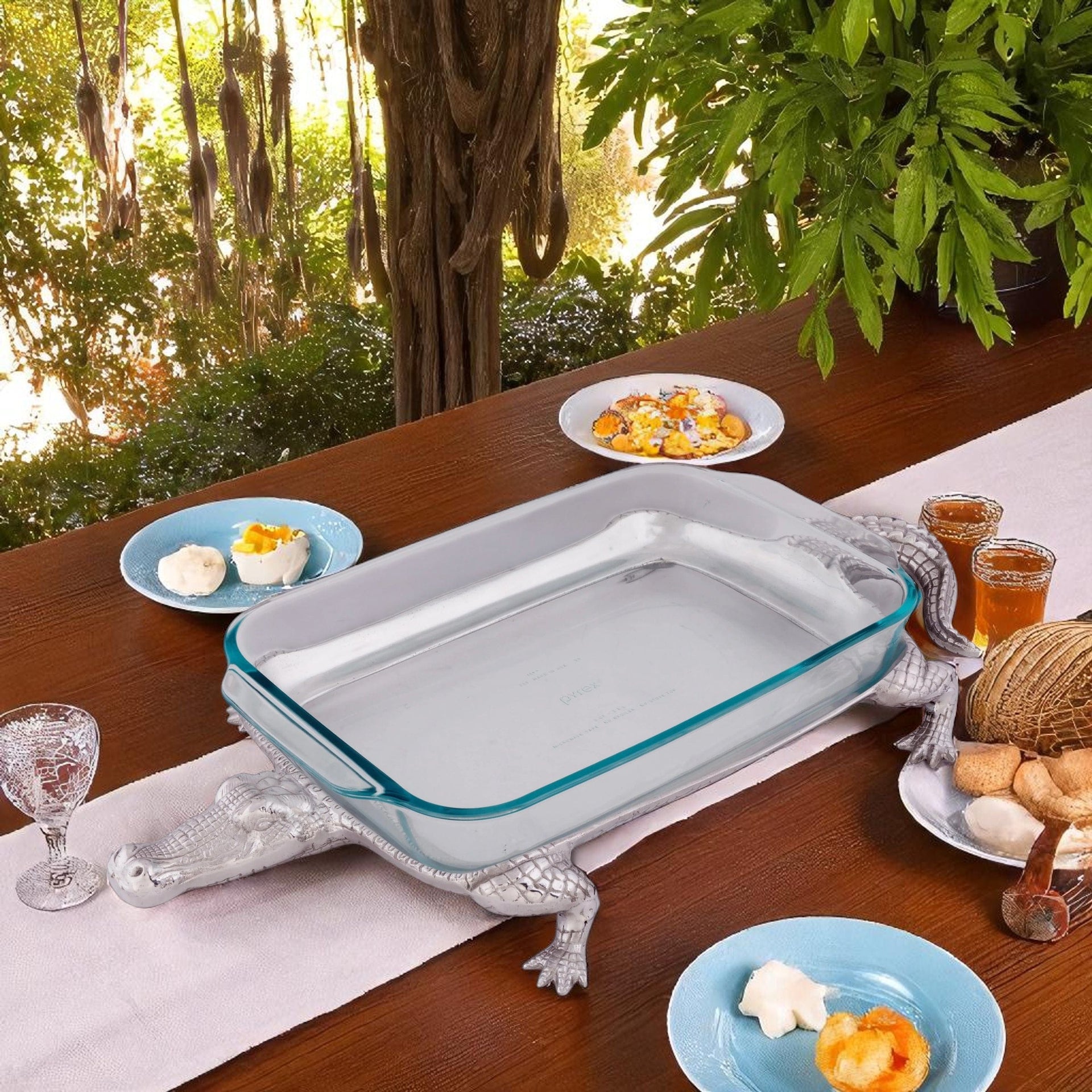 Alligator Pyrex Holder 3qt Arthur Court Designs
