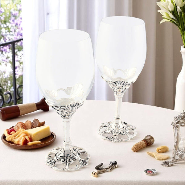 Fleur-De-Lis Wine Glasses