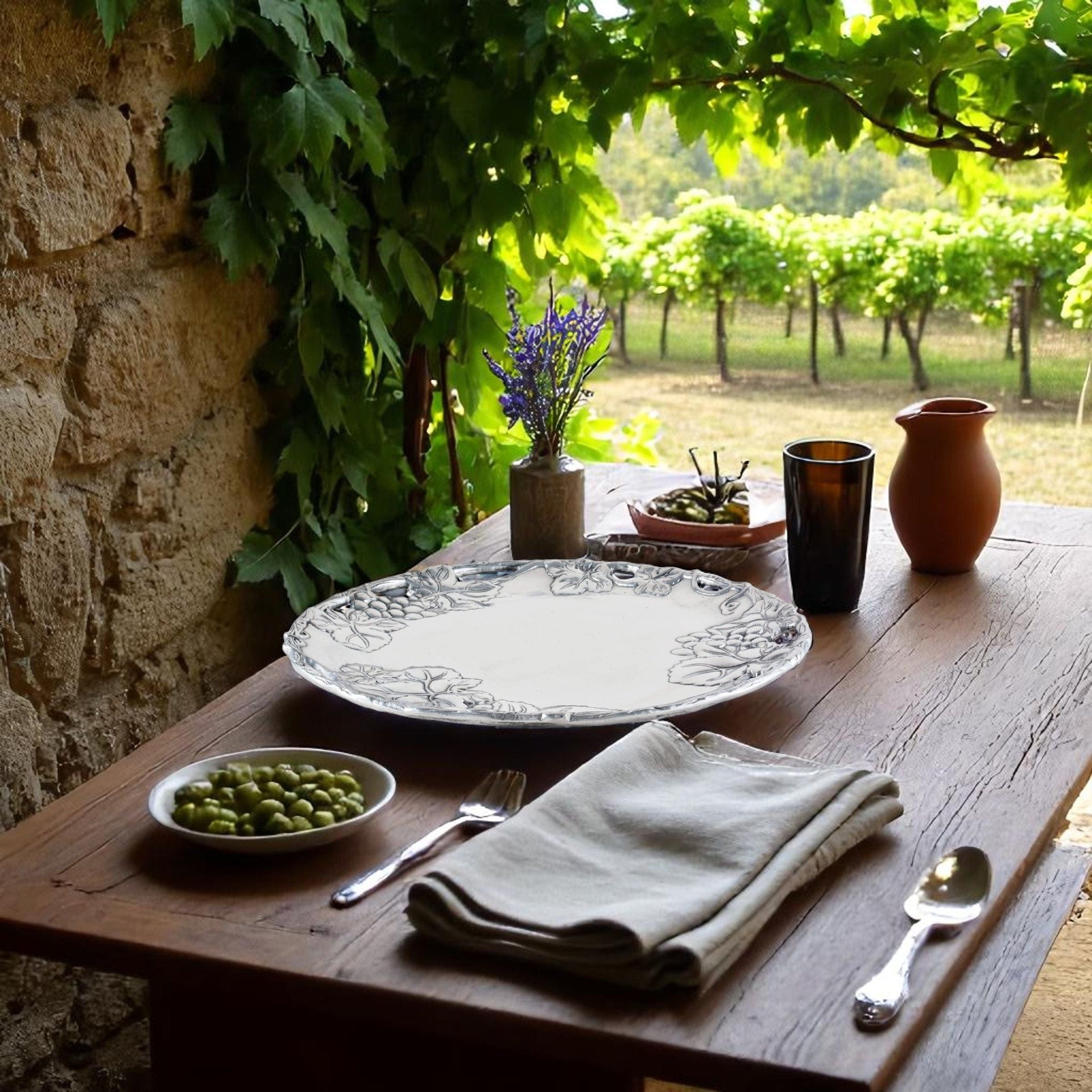 Grape 12 Round Plate Arthur Court Designs