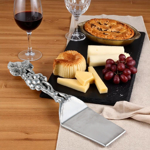 Grape Cake/Lasagna Server