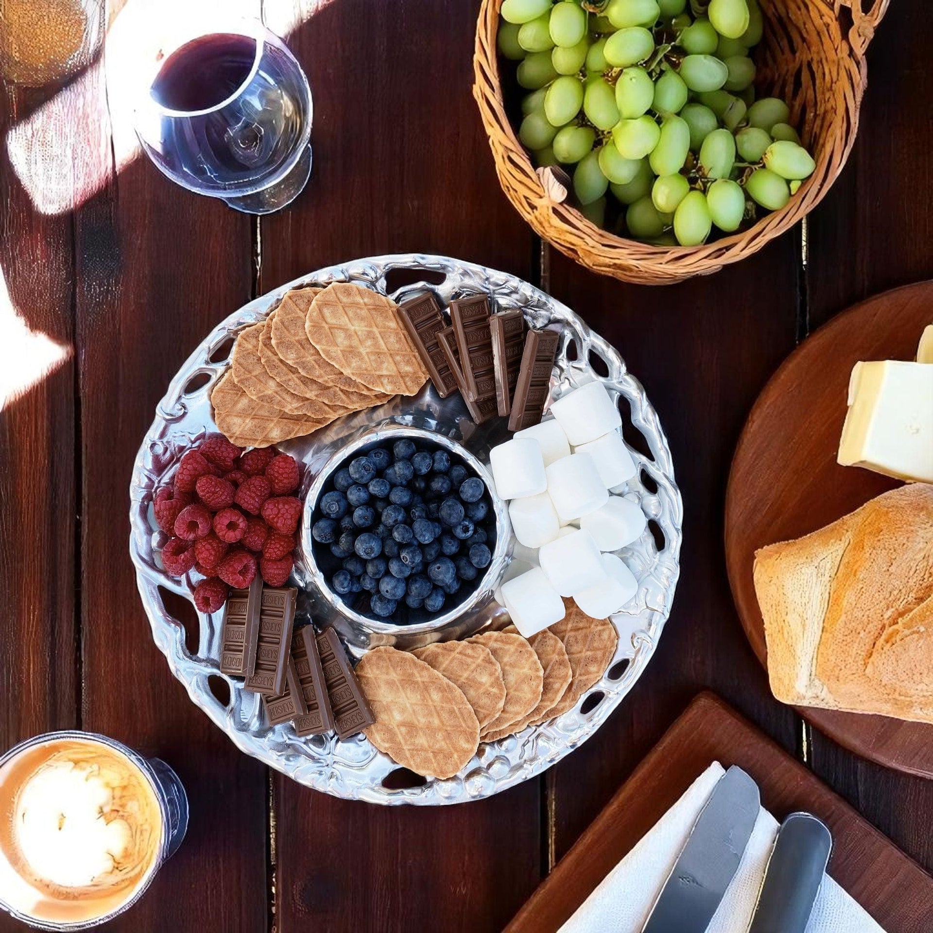 Grape Chip and Dip Arthur Court Designs