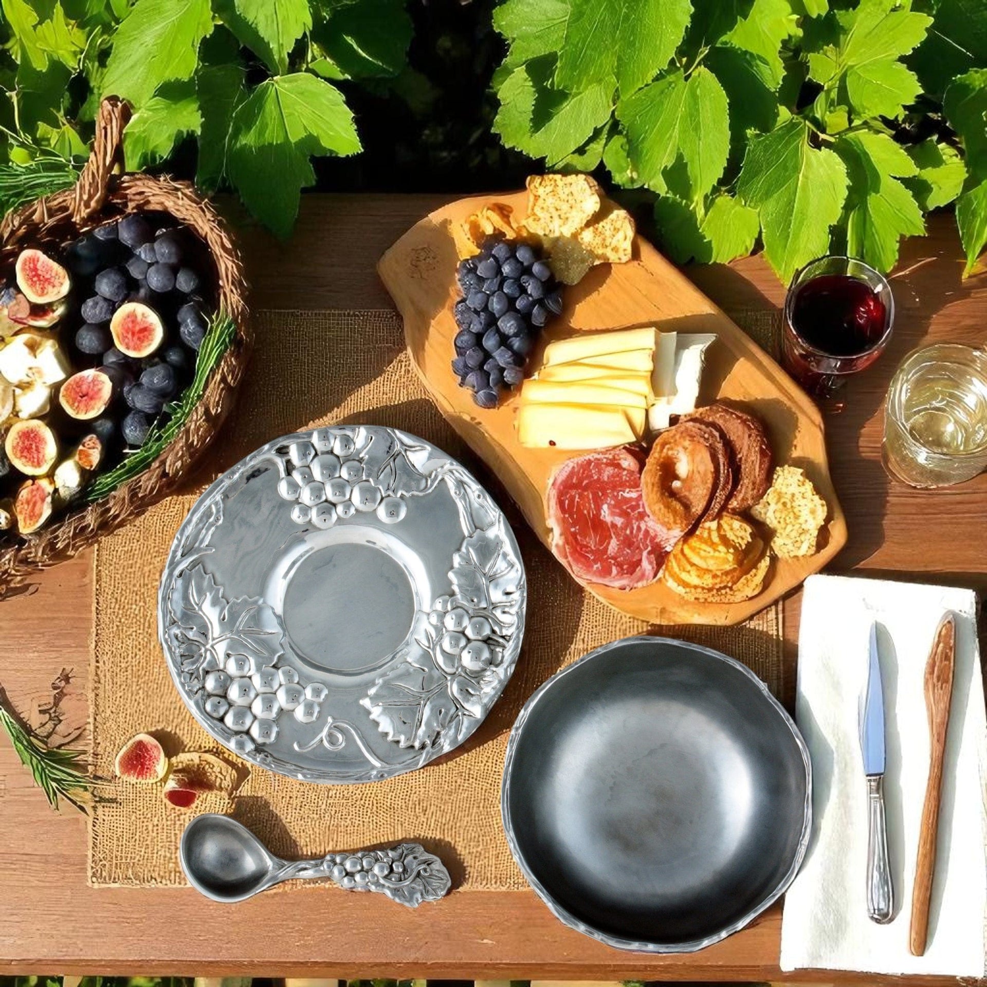 Grape Condiment Server Arthur Court Designs