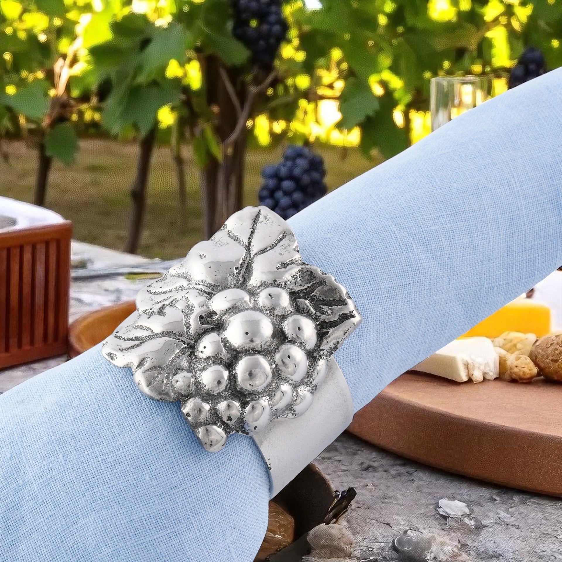Grape Napkin Rings - set of 4 Arthur Court Designs