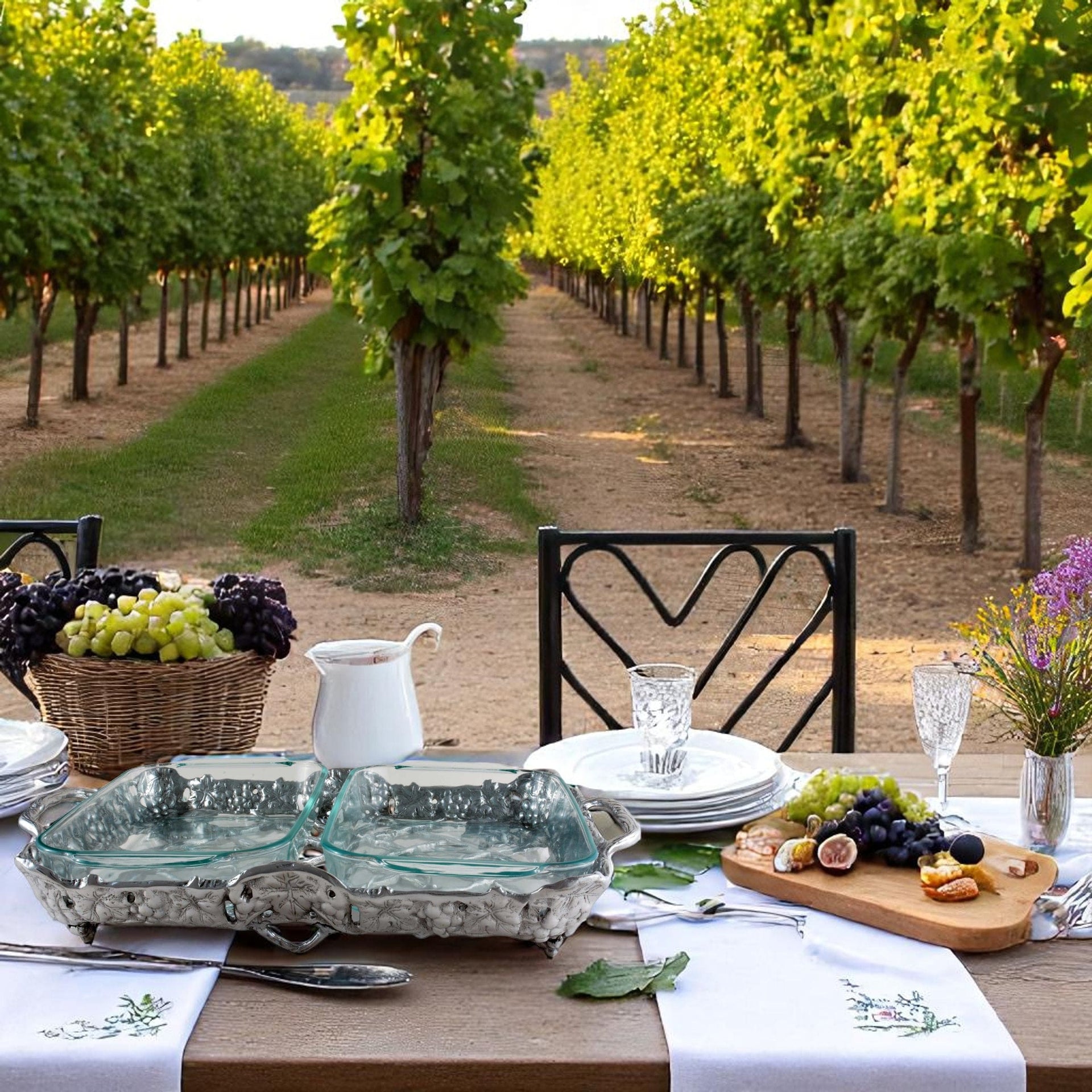 Grape Pyrex Holder 2qt Arthur Court Designs