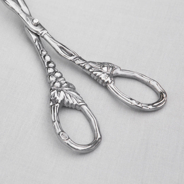 Grape Salad Tong Arthur Court Designs