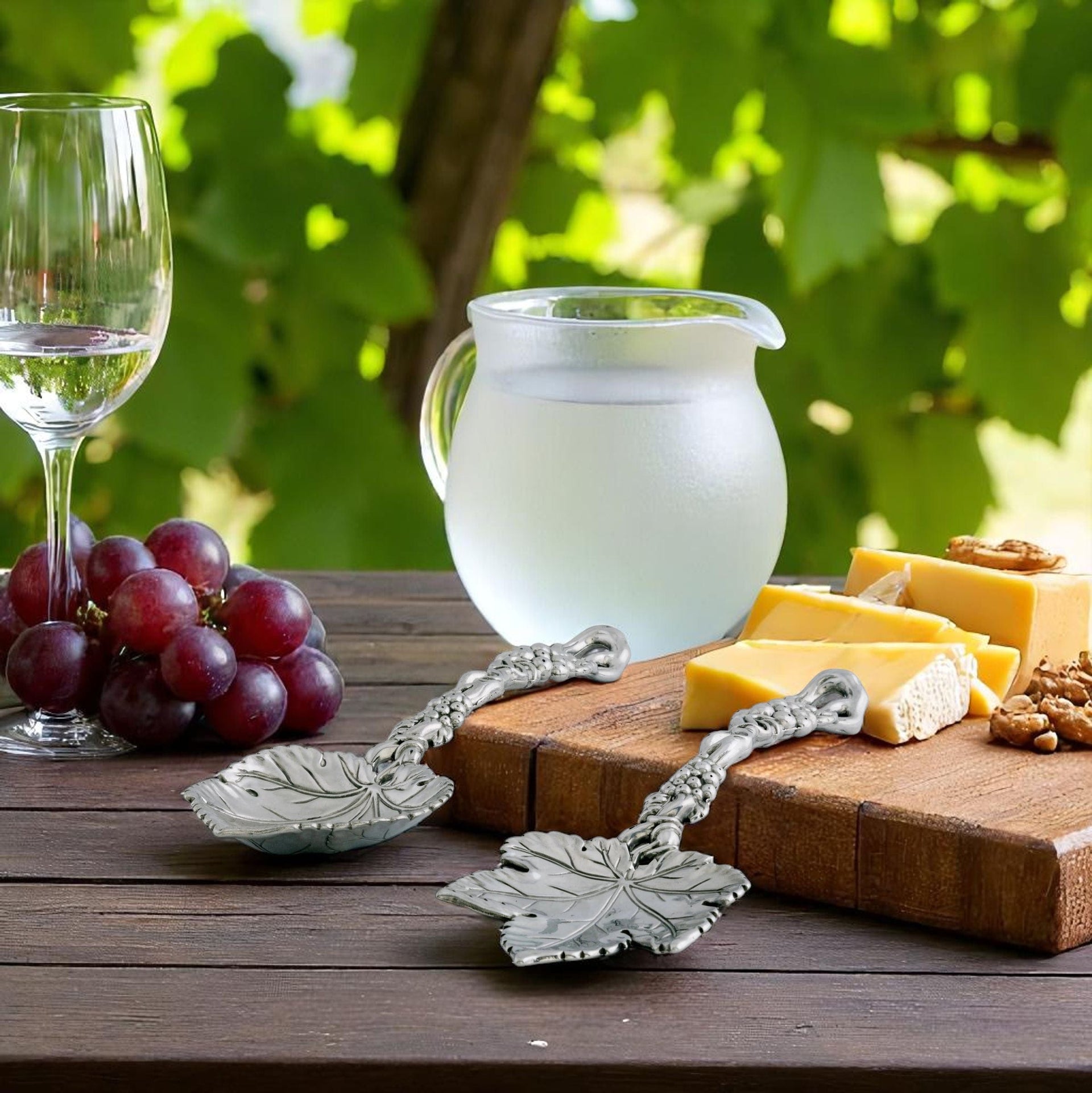 Grapevine Serving Set Arthur Court Designs