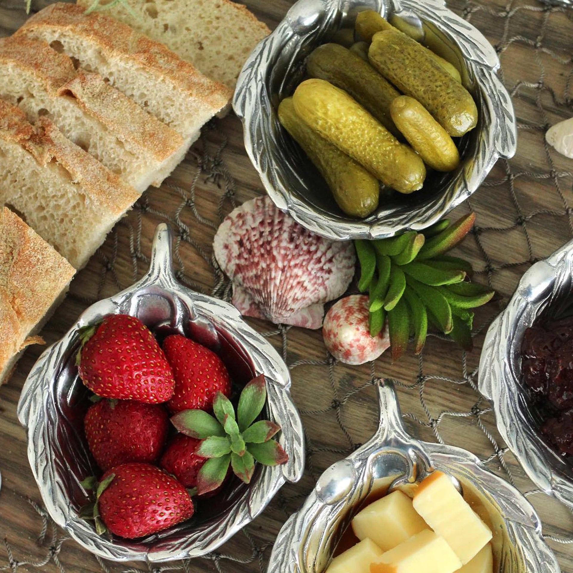 Olive Sauce/Oil Bowl Arthur Court Designs