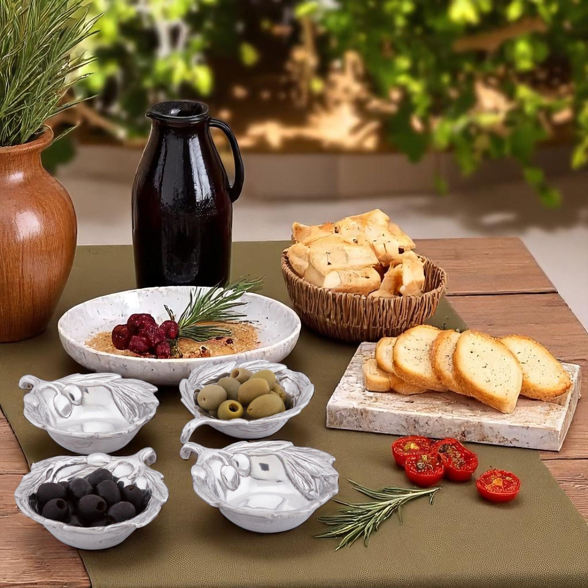 Olive Sauce/Oil Bowl Arthur Court Designs