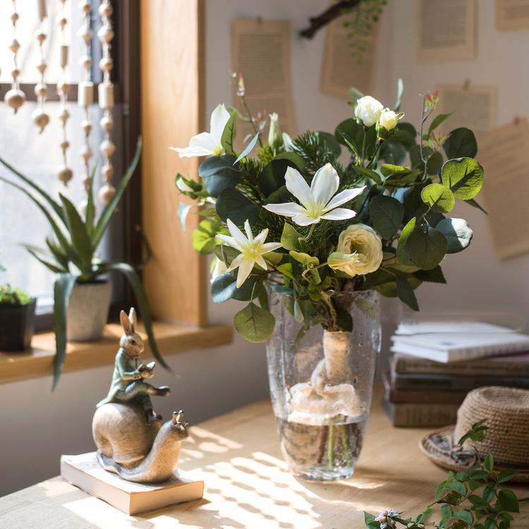 Artificial Flower Bouquet Clematis Flower in Greenery 20