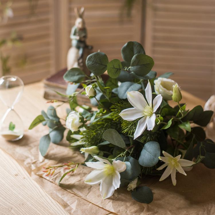 Artificial Flower Bouquet Clematis Flower in Greenery 20