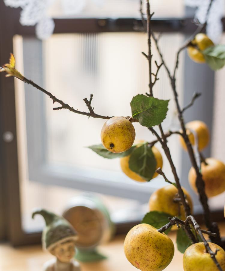Artificial Fruit Yellow Apple Pear Stem 27