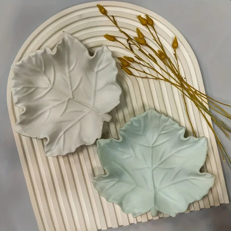 Ash Tray - Large Maple Leaf Wooden