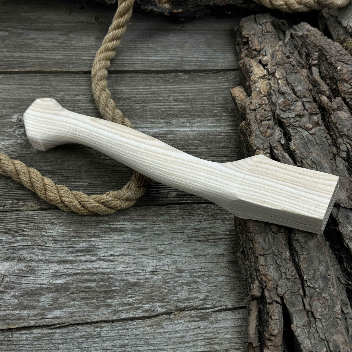 Ash Wood Axe Handle with Red Oak Wedges, 33 cm (12.99 inches)