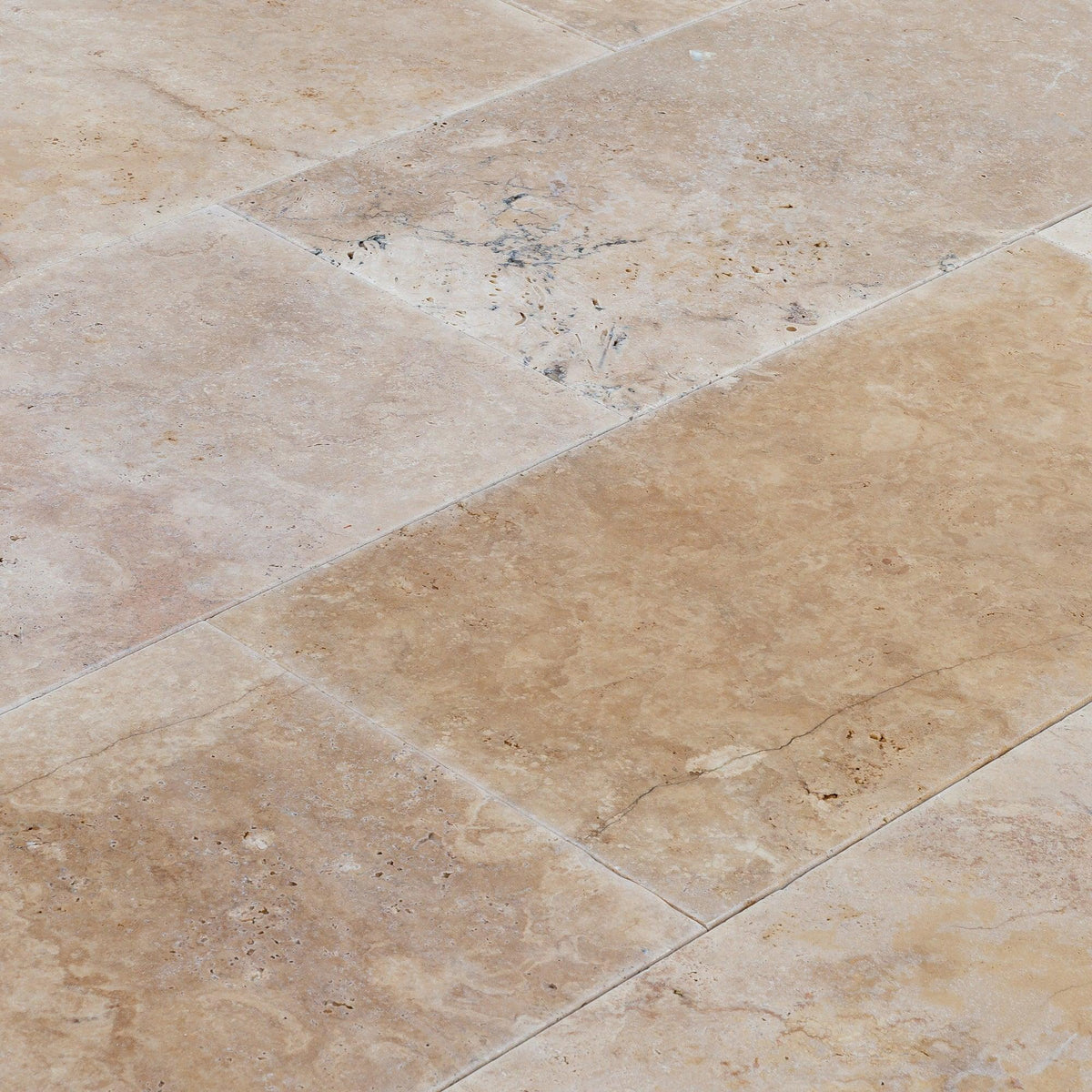 Aspendos Travertine Beige Tumbled Pavers 18