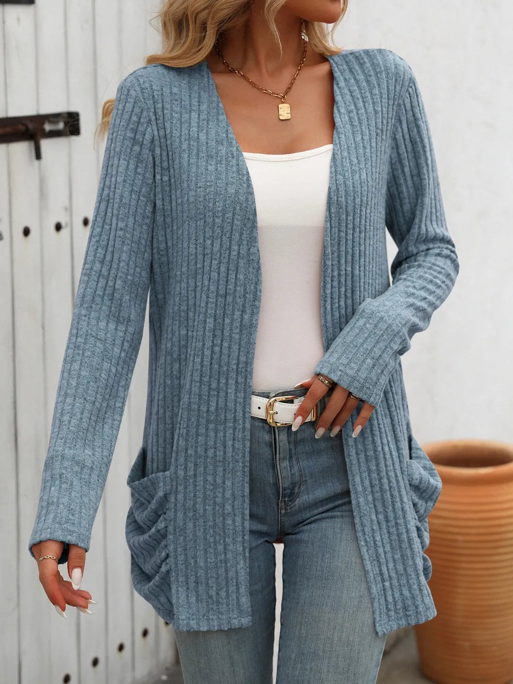 Autumn and winter new solid color pit stripe brushed pocket cardigan long sleeved jacket for women