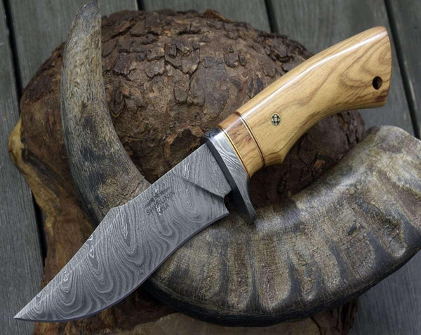 Avatar Damascus Hunting Knife with Exotic Olive Wood Handle - Gifts for You 'n Me