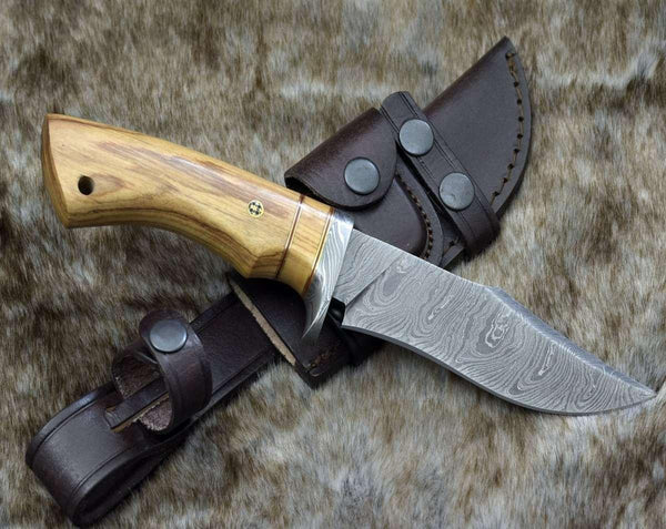Avatar Damascus Hunting Knife with Exotic Olive Wood Handle - Gifts for You 'n Me