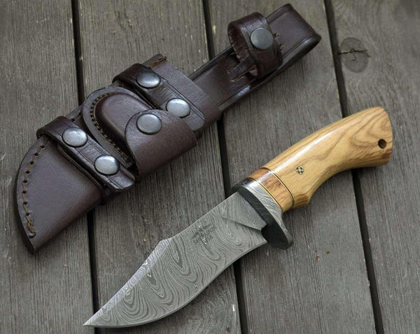 Avatar Damascus Hunting Knife with Exotic Olive Wood Handle - Gifts for You 'n Me