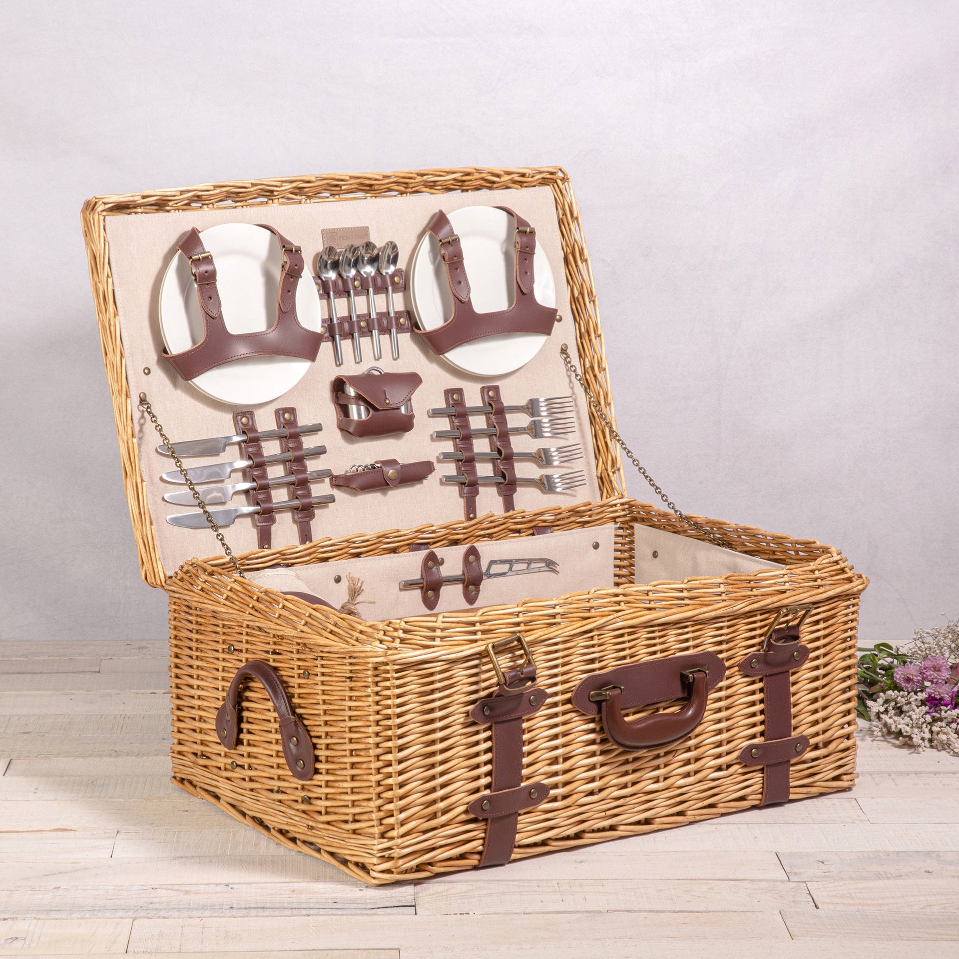 Charleston Picnic Basket for 4 Picnic Time Family of Brands