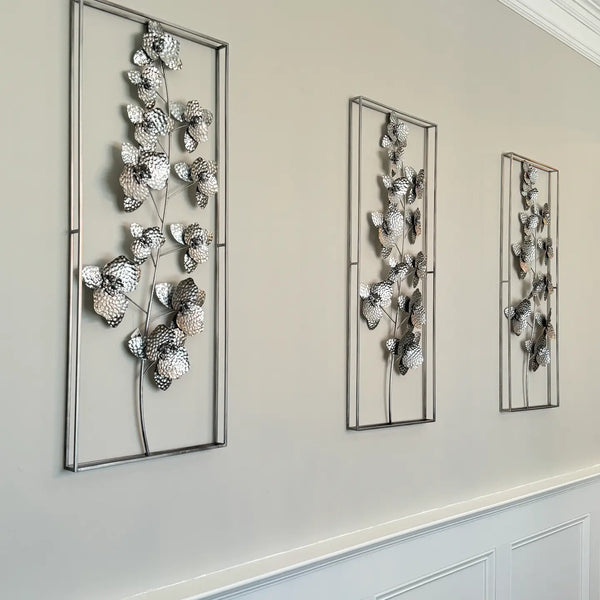 METAL FLOWER WALL DECOR