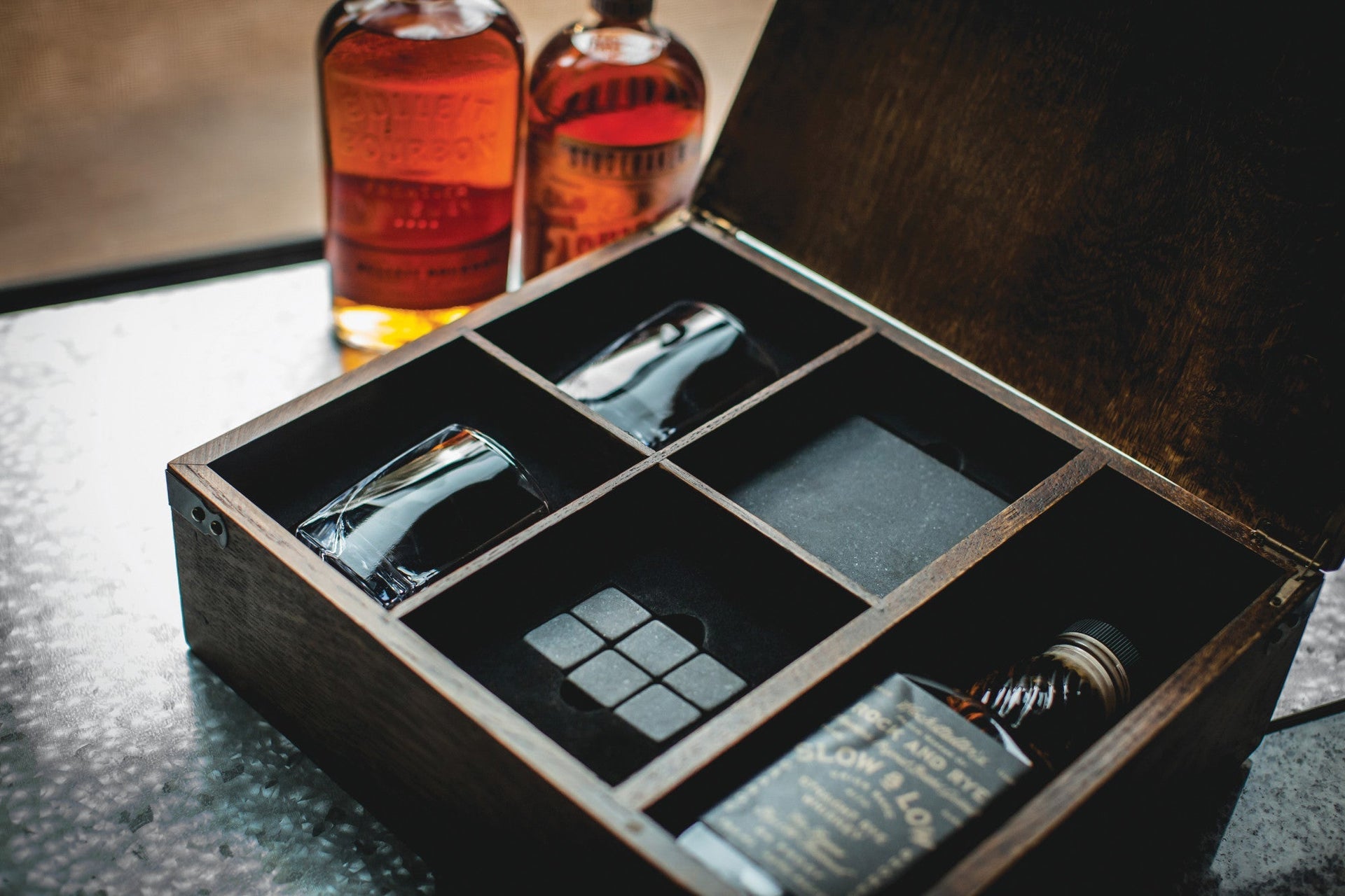 Whiskey Box Gift Set Picnic Time Family of Brands