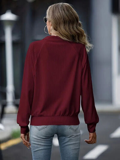 Simple White Zip Up Collared Neck Raglan Sleeve Jacket Comfortable Versatile Casual Women Wear