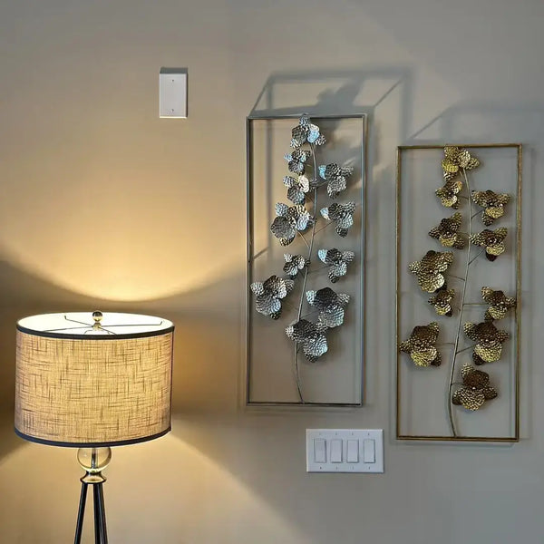 METAL FLOWER WALL DECOR