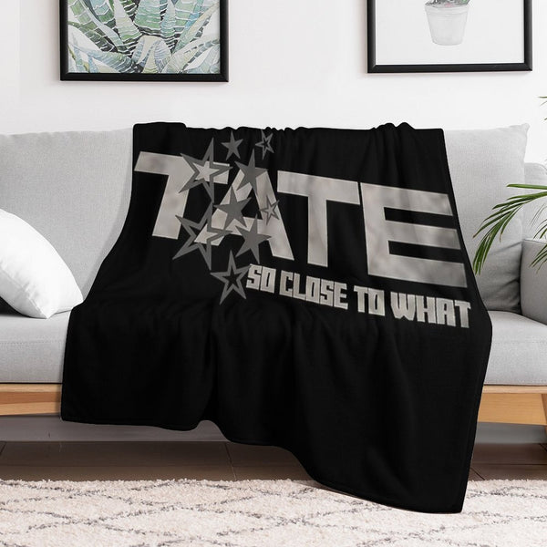 Tate McRae Miss Possessive Tour 2025 Concert Shirt – T8 Lips Hoodie & Fan Gift Merch Easy Care Throw Blanket